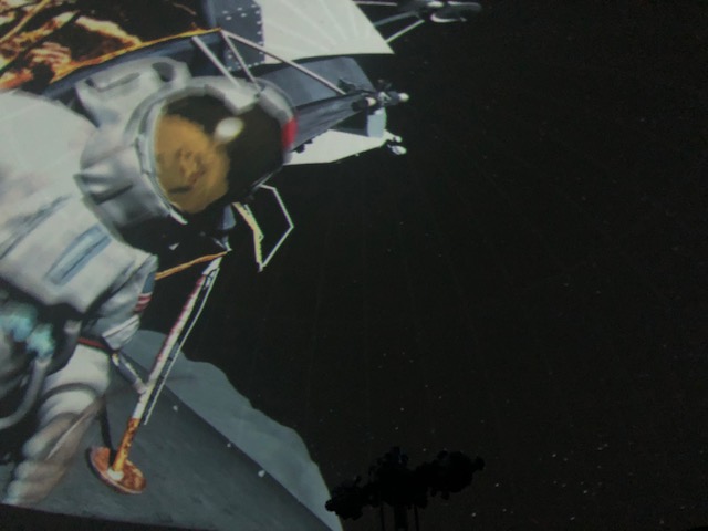 Astronaut Planetarium