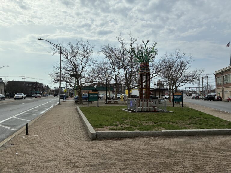 [photo showing a small park