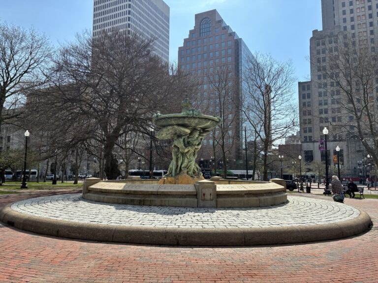 photo showing a fountain at burnside park