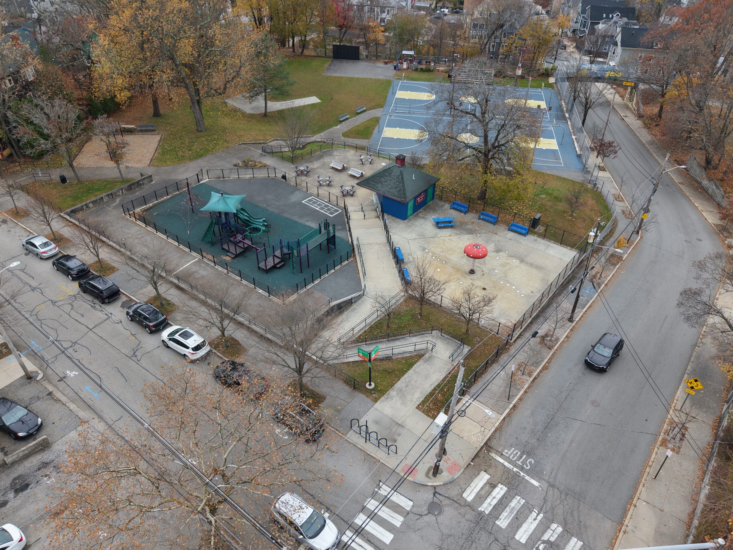 birds eye view photo of Billy Taylor park showing basketball courts and playground area