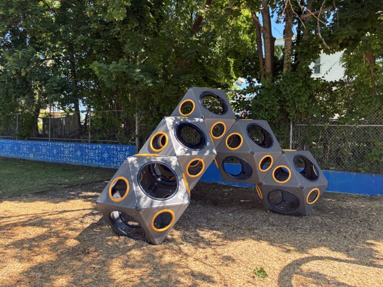 Pearl St Park block climber for ages 5-12