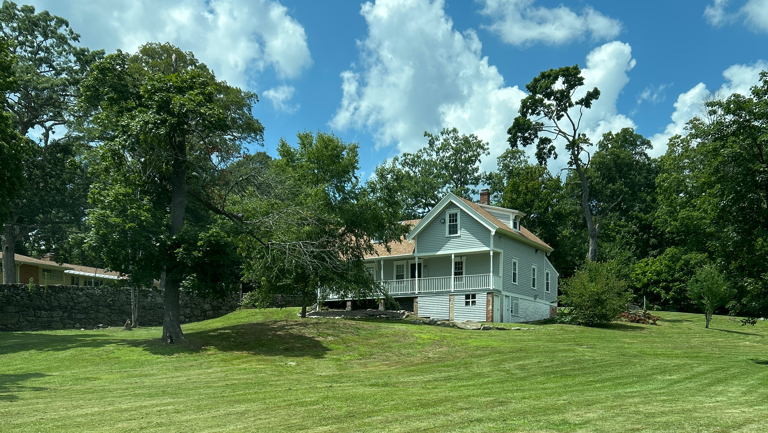 Photo showing the Wanskuck House