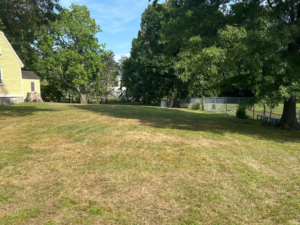 Hopkins Homestead lawn