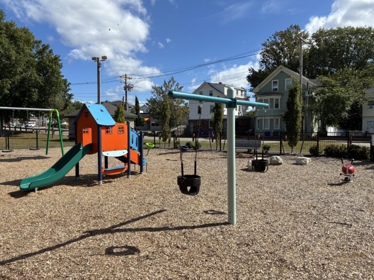 Neutaconkanut playground for ages 2-5 with bucket swings