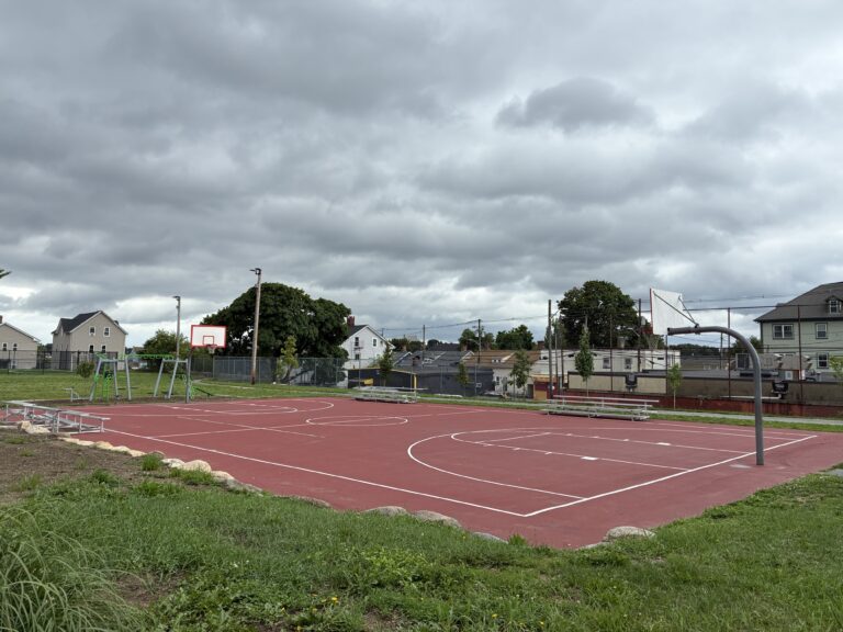 Joslin Park basketball court facing south