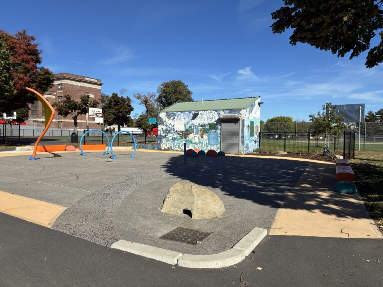 Richardson Park Al Carrington waterpark rebuilt in 2025 features variety of play elements and seating